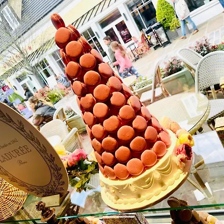 Disneyland Place Toscane Serris